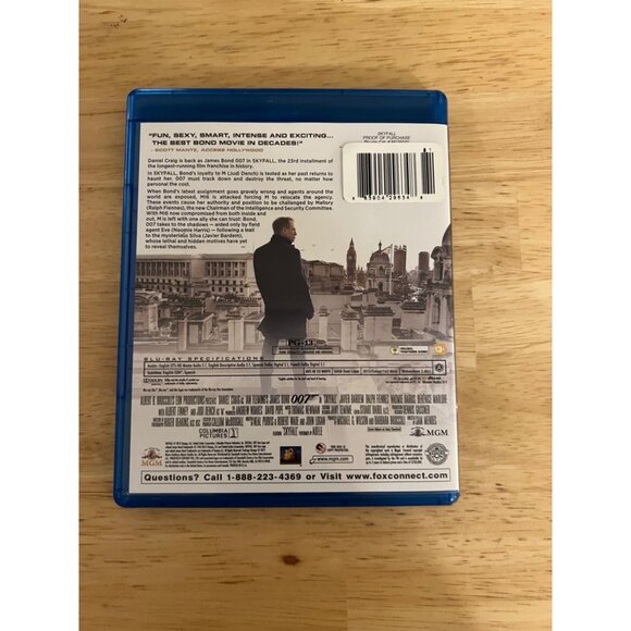 Skyfall 2012 Blu-Ray James Bond 007 Daniel Craig Action Adventure Pre-Owned - Picture 2 of 3